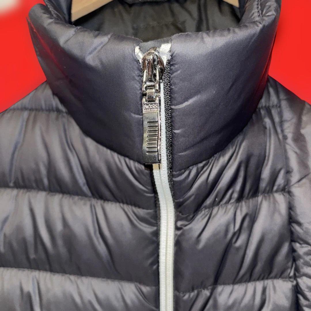 HUGO BOSS ダウンベスト 黒/赤美品