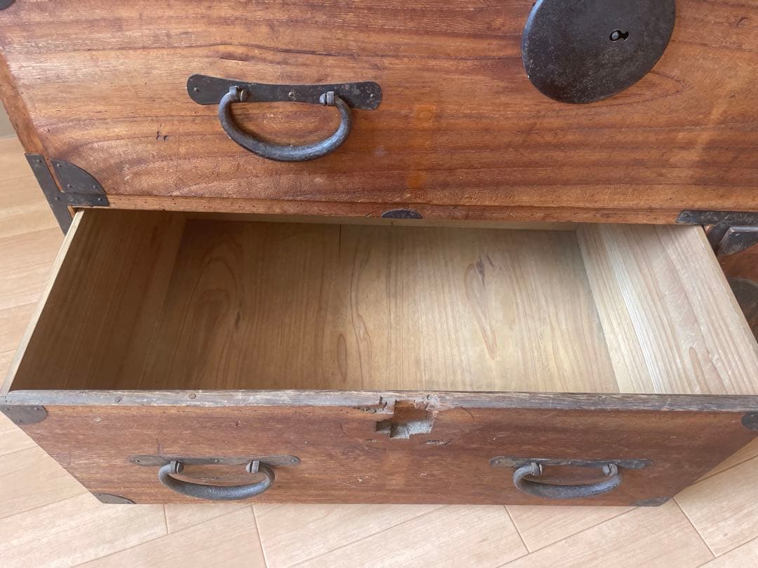 時代箪笥　アンティーク　和箪笥　丸金具　桐箪笥　古家具　骨董