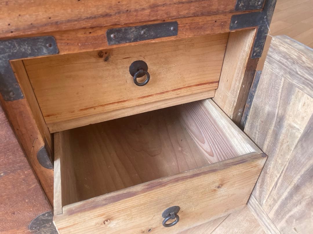 時代箪笥　アンティーク　和箪笥　丸金具　桐箪笥　古家具　骨董