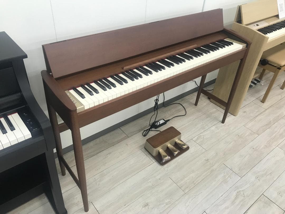 ★69912【電子ピアノ】ROLAND　KF10KW　16年製