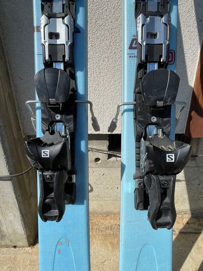 サロモン テンエイティ