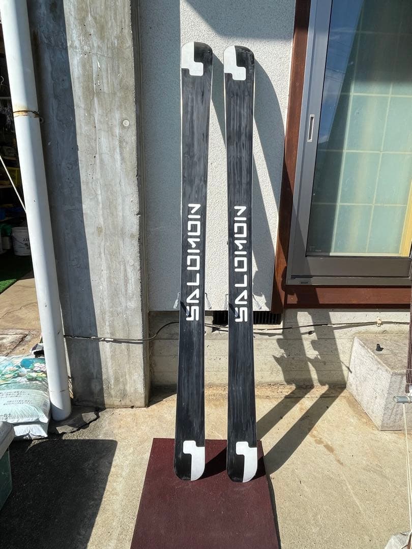 サロモン テンエイティ