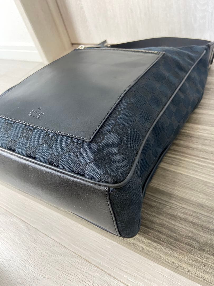 GUCCI トートバッグ　GG柄　キャンバス　レザー　黒　肩掛け　ワンショルダー