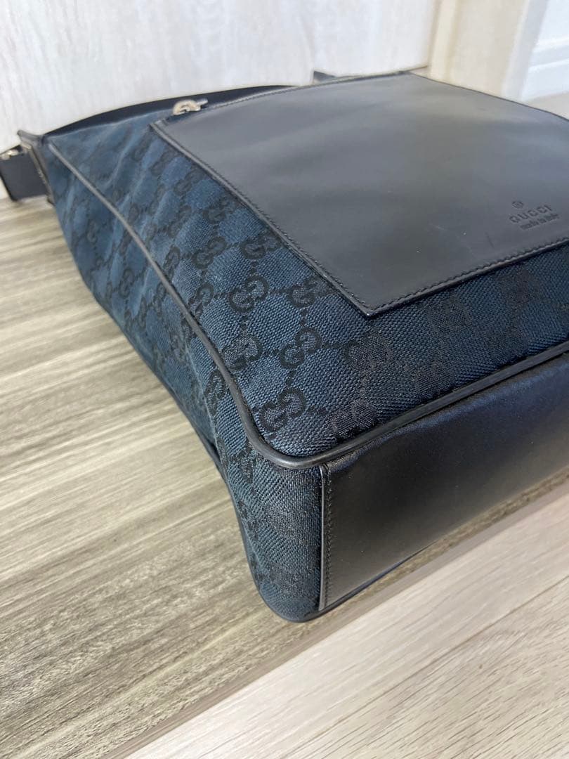 GUCCI トートバッグ　GG柄　キャンバス　レザー　黒　肩掛け　ワンショルダー