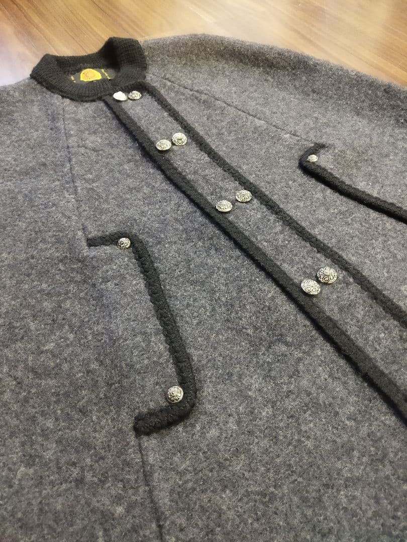 希少♪オーストリア製 ヴィンテージ ケープコート シルバーボタン 70年