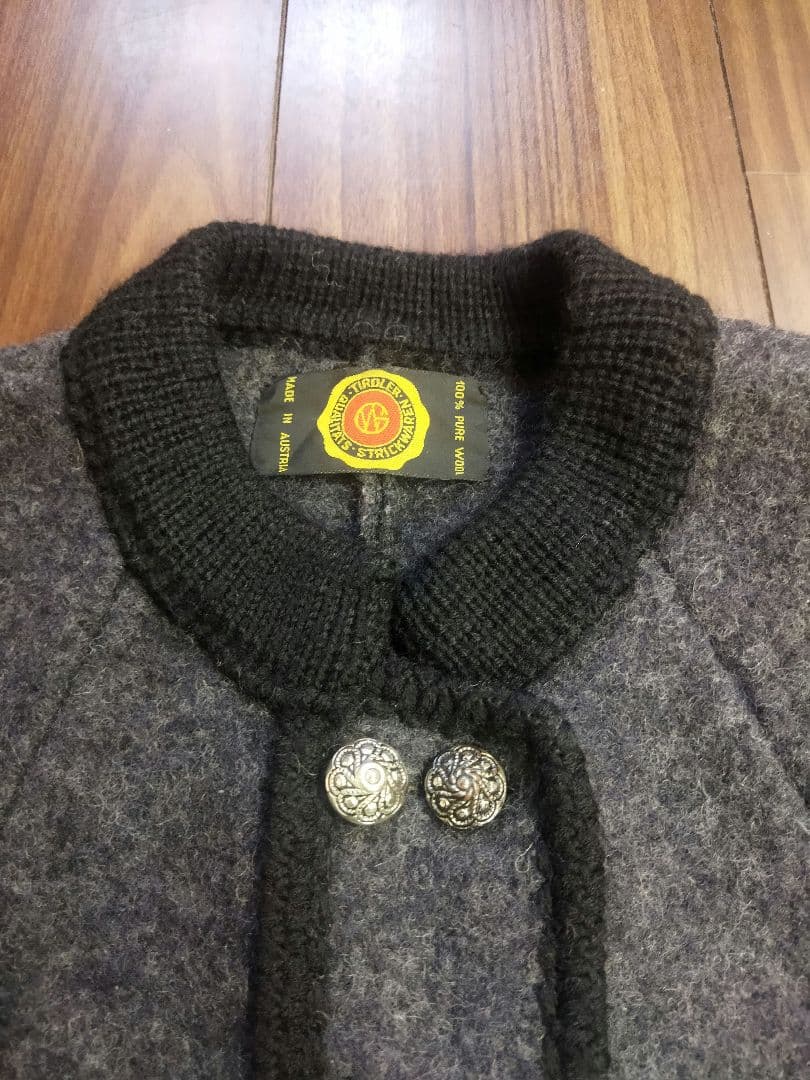 希少♪オーストリア製 ヴィンテージ ケープコート シルバーボタン 70年