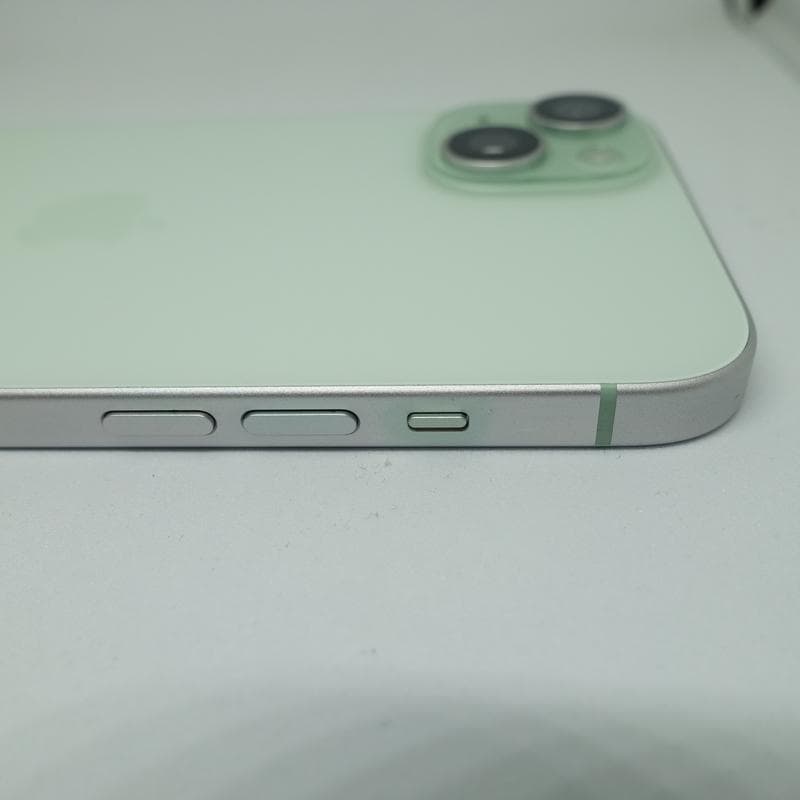 iPhone 15 Plus 128GB SIMフリー グリーン