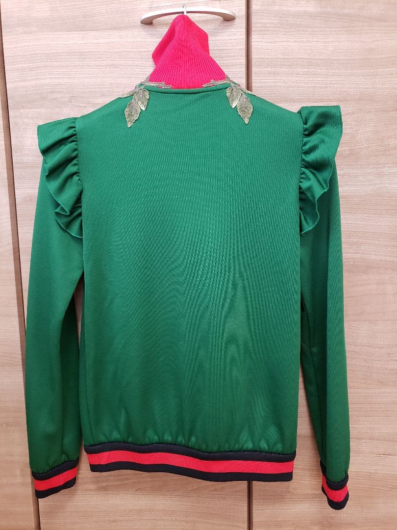 エルさま専用グッチ エンブロイダリー テクニカルジャージー ジャケット グリーン