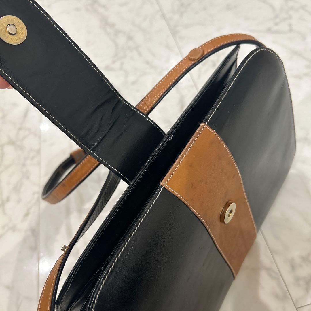 イヴサンローラン 本革 2wayショルダーバッグ　ブラック　匿名