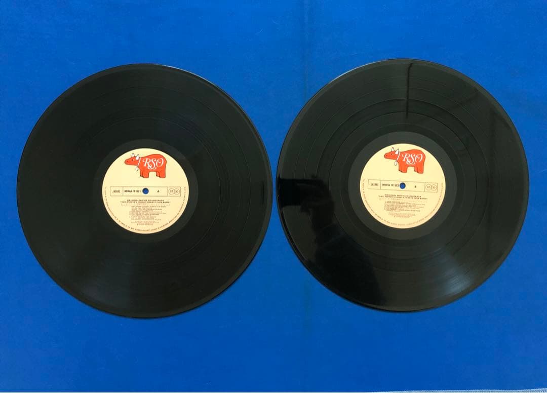 LP♢サージェント・ペパーズ・ロンリー・ハーツ・クラブ・バンドうg4872w42