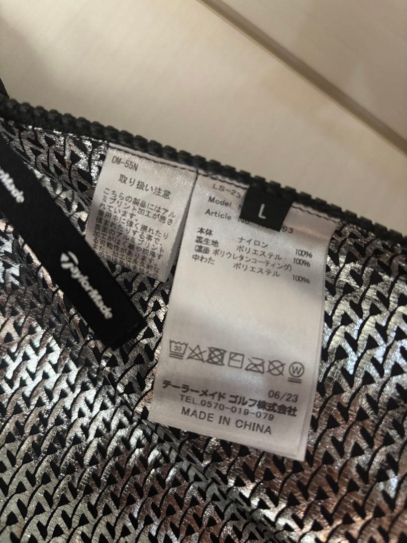 新品　TaylorMade ユナイテッドアローズ　ブラック ベスト　ビームス