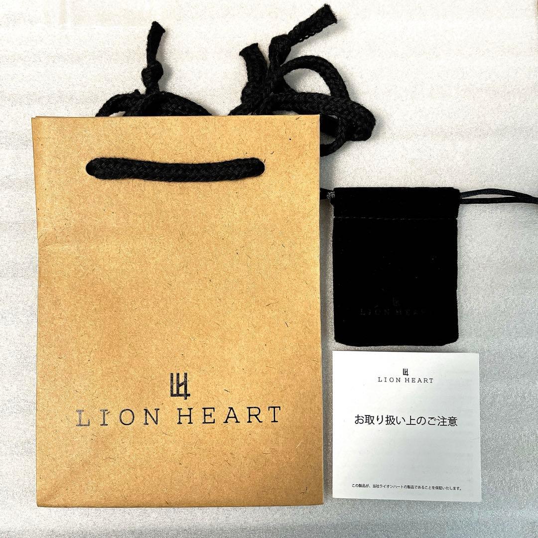 ライオンハート プラチナ ブラック ダイヤモンド ピアス Mサイズ 0.25ct