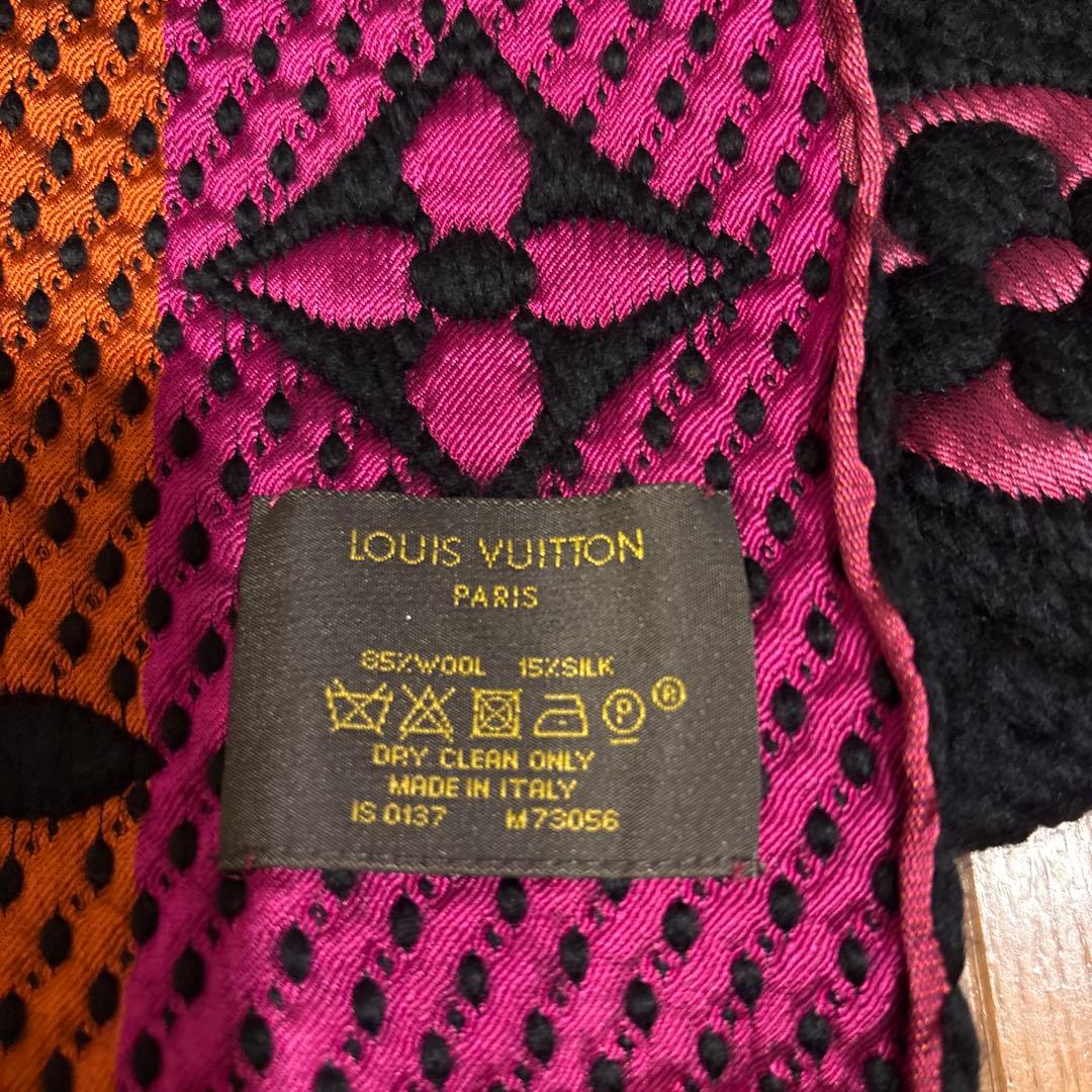 LOUIS VUITTON マフラー 黒/オレンジ／ピンク　［値下げ］