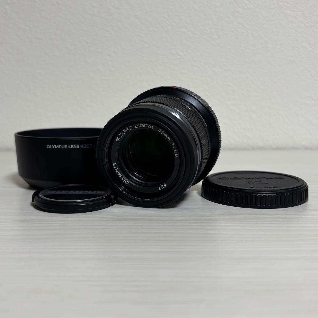 M.ZUIKO 45mm F1.8 フード＋PRO1D付 動作良好