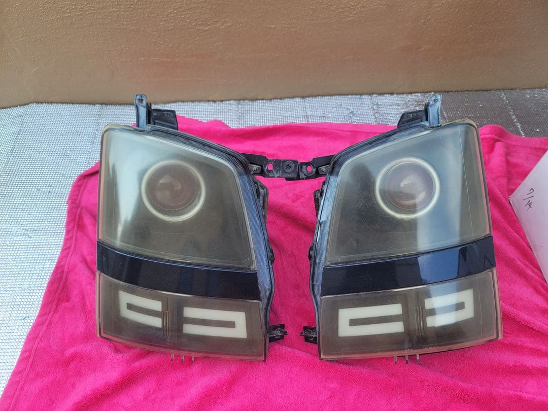 ワゴンR ヘッドライト　ワンオフ③