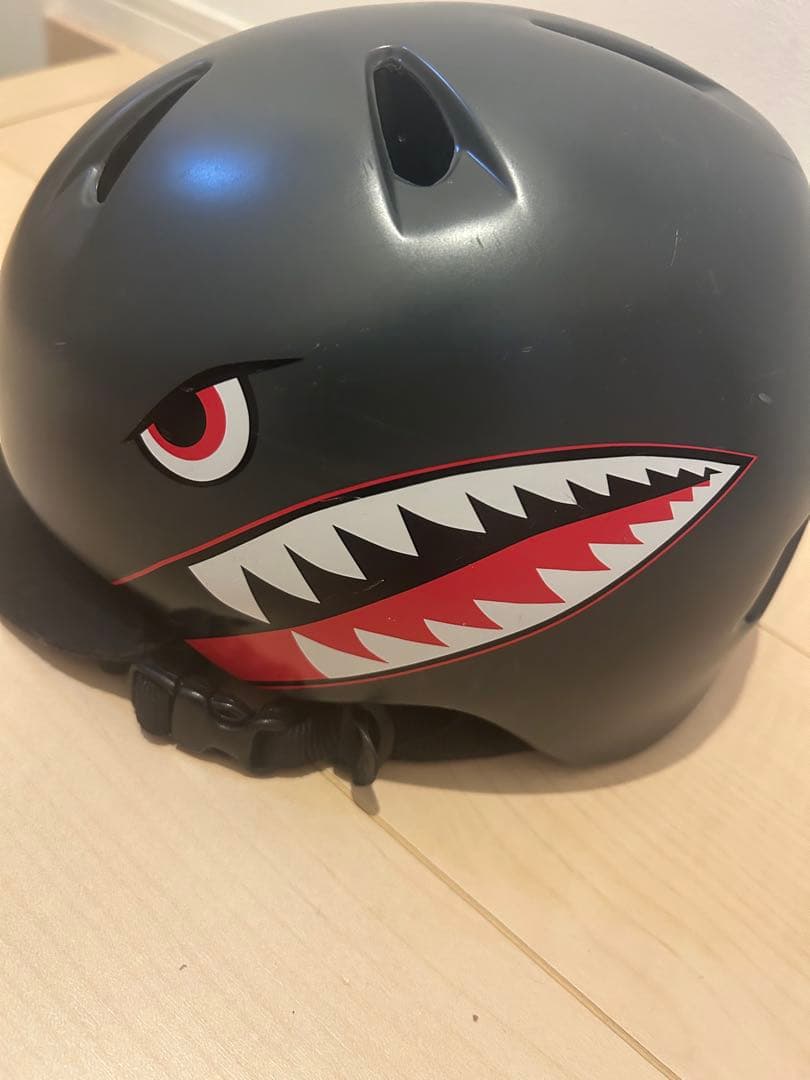 人気　ストライダー 14x 青　bernヘルメット付き　幼児自転車　子供