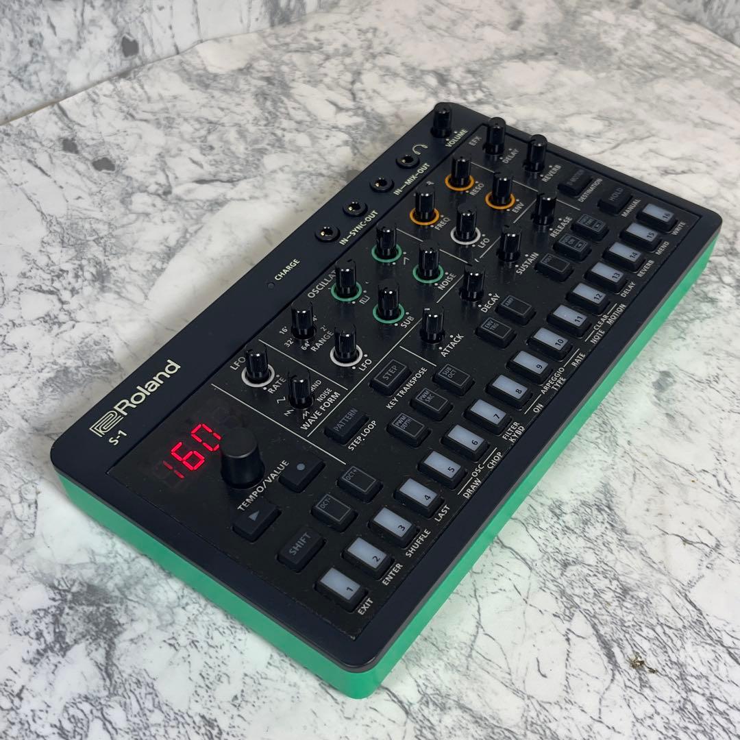 新品 Roland AIRA COMPACT S-1シンセサイザー　専用ケース付