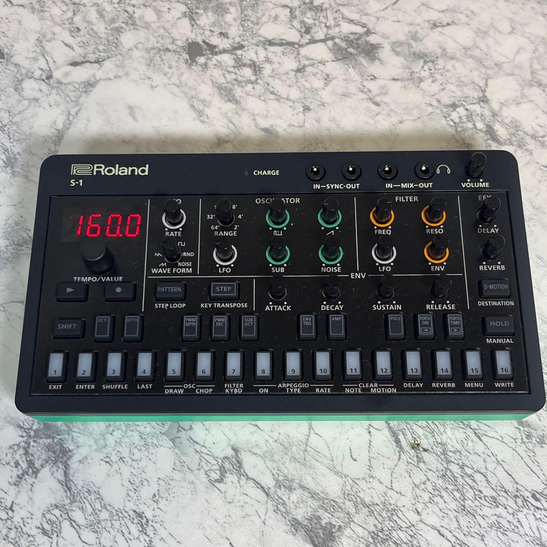 新品 Roland AIRA COMPACT S-1シンセサイザー　専用ケース付
