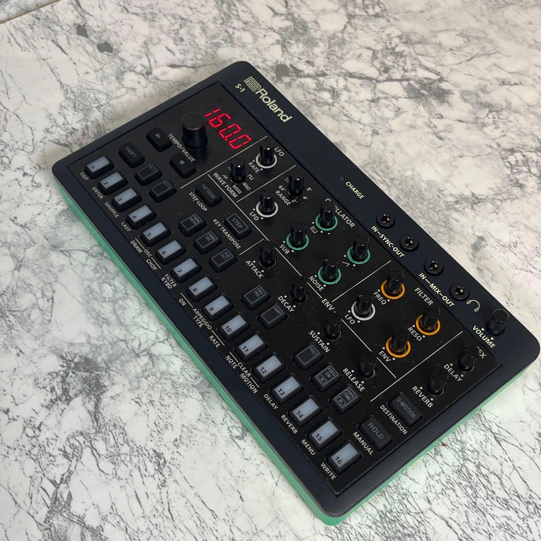 新品 Roland AIRA COMPACT S-1シンセサイザー　専用ケース付