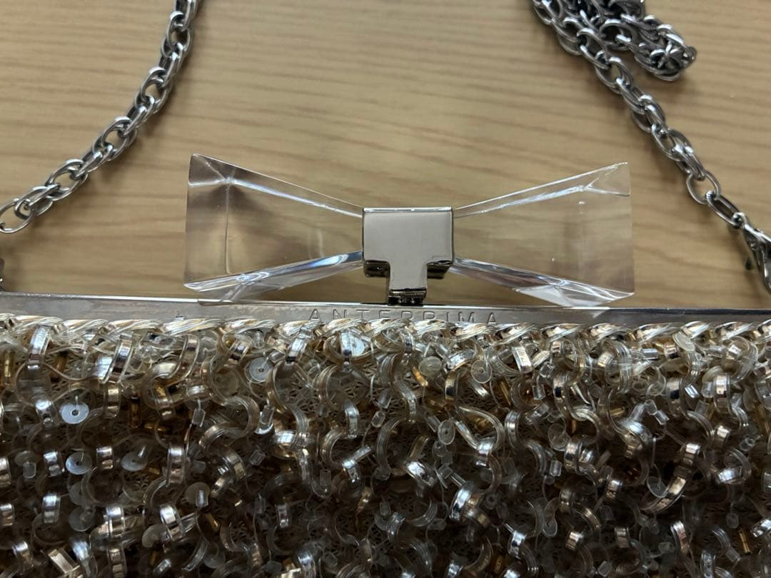 アンテプリマ　ワイヤーバッグ　がま口 ゴールド