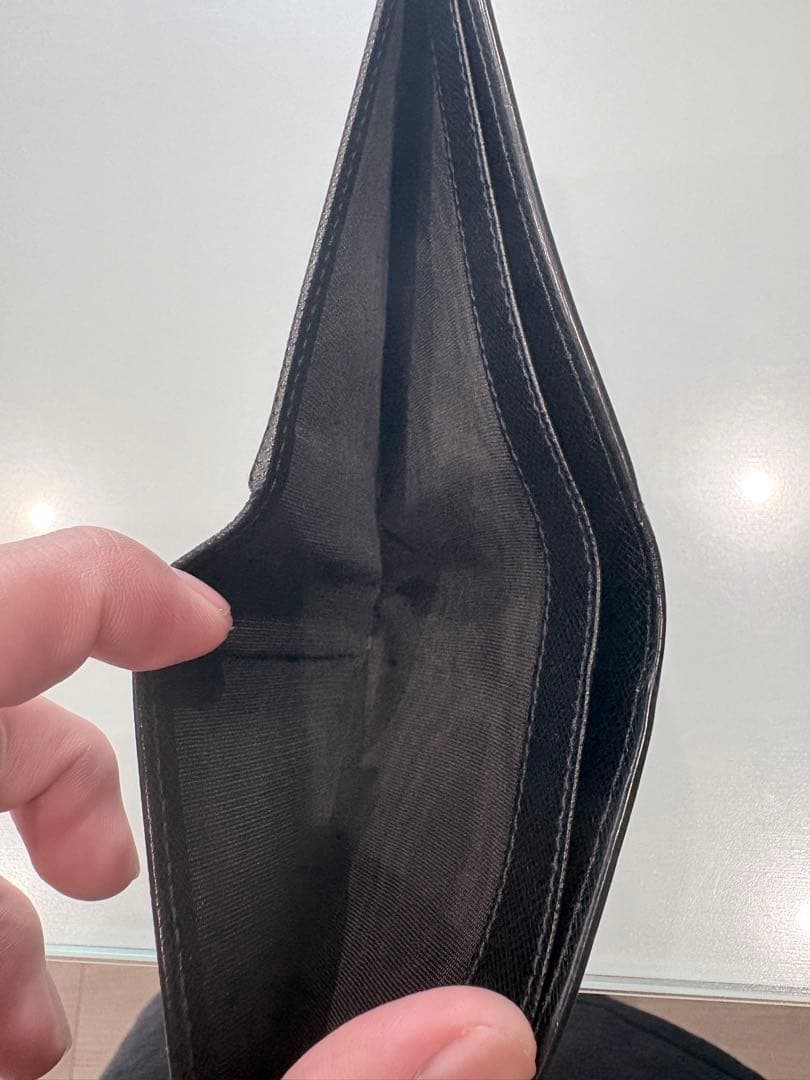 PRADA サフィアーノレザー 二つ折り財布 1/25まで