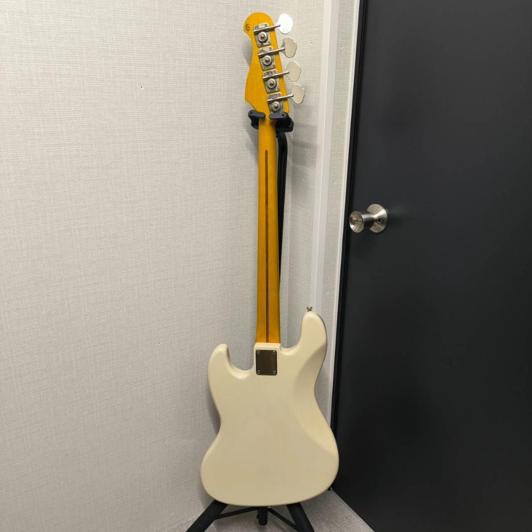 Cool Z Jazz Bass ジャズベース 白　アイボリー