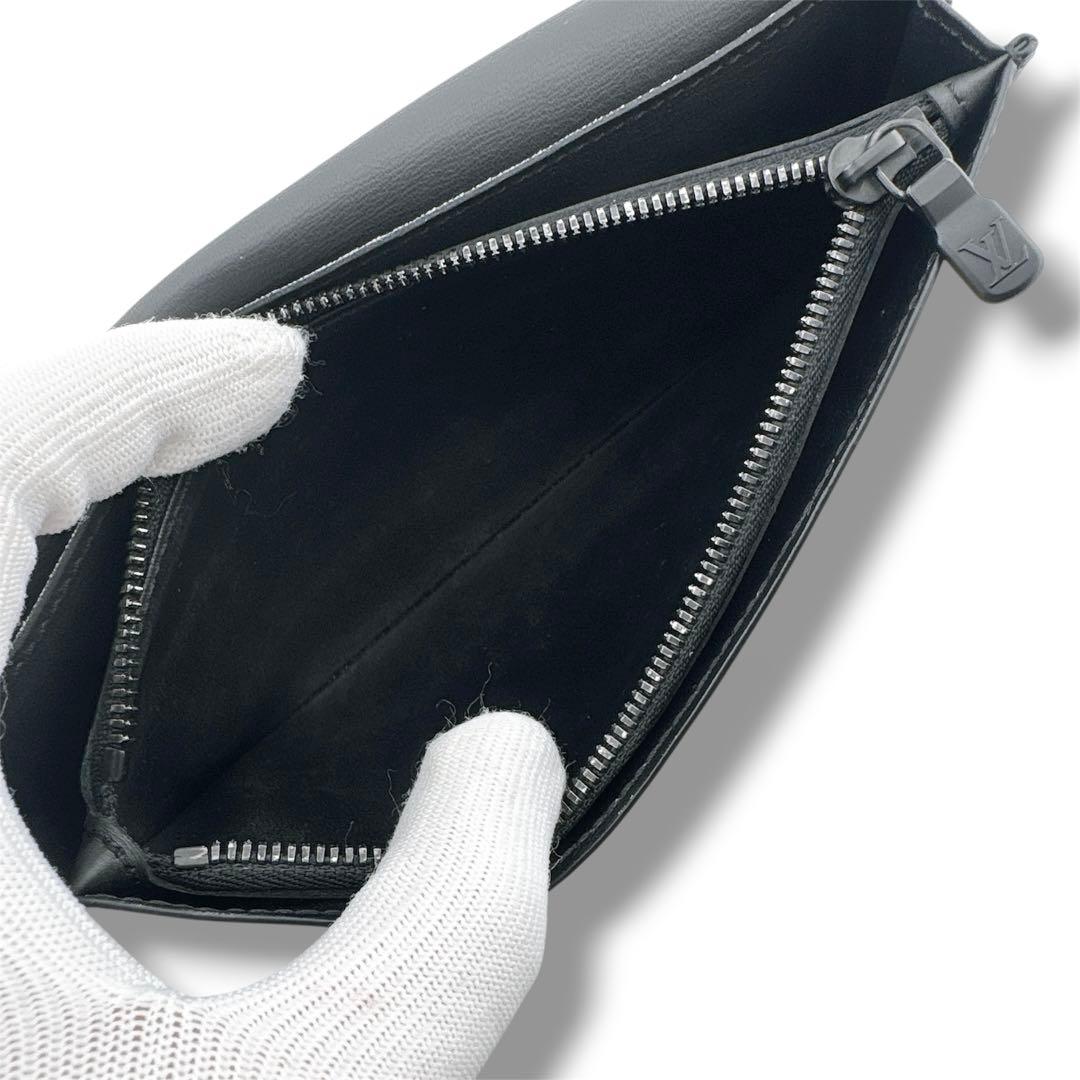 ルイヴィトン モノグラムシャドウ ポルトフォイユ ブラザ 二つ折り 長財布