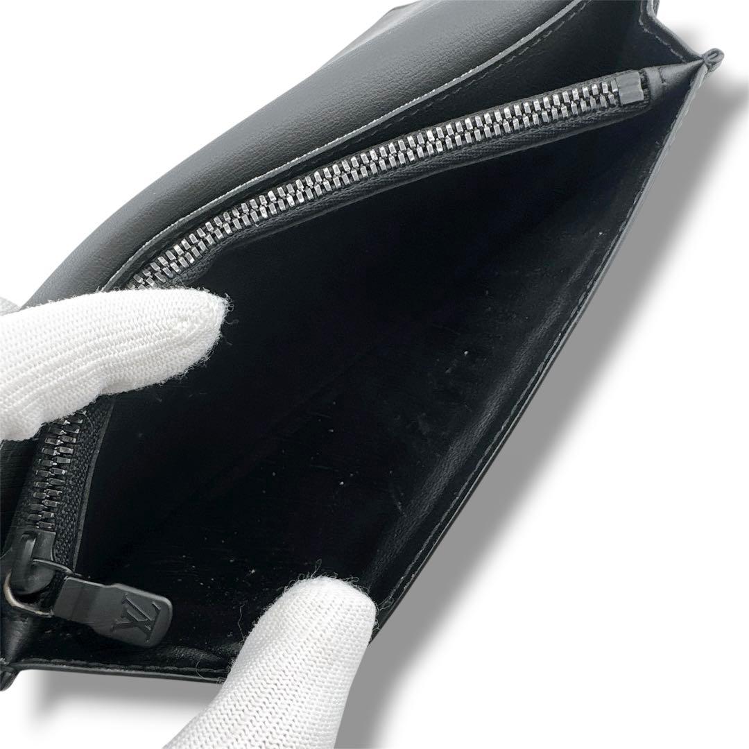 ルイヴィトン モノグラムシャドウ ポルトフォイユ ブラザ 二つ折り 長財布