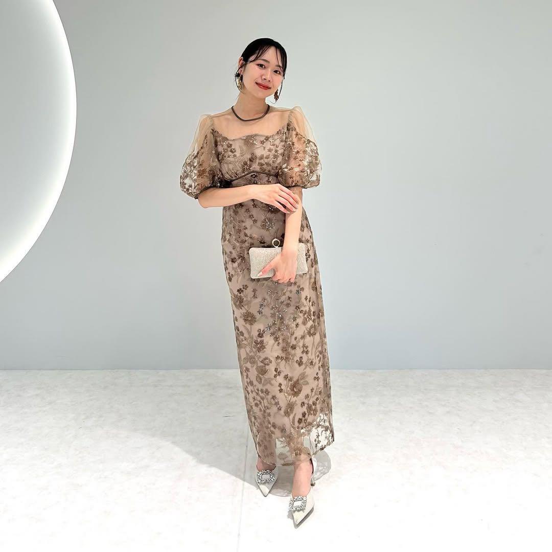 Leja フラワーディテールパフスリーブ ワンピースドレス結婚式二次会成人式