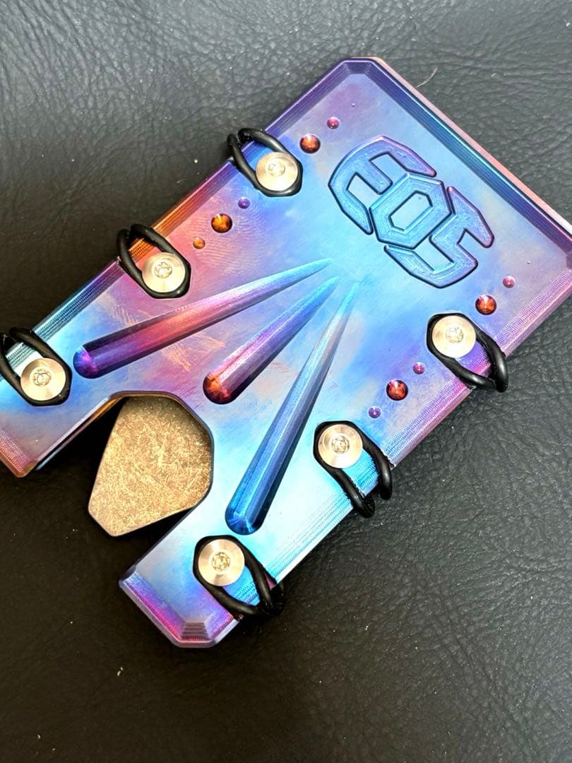 ミリタリー　EOS チタンウォレット 2.0 アルマイト加工