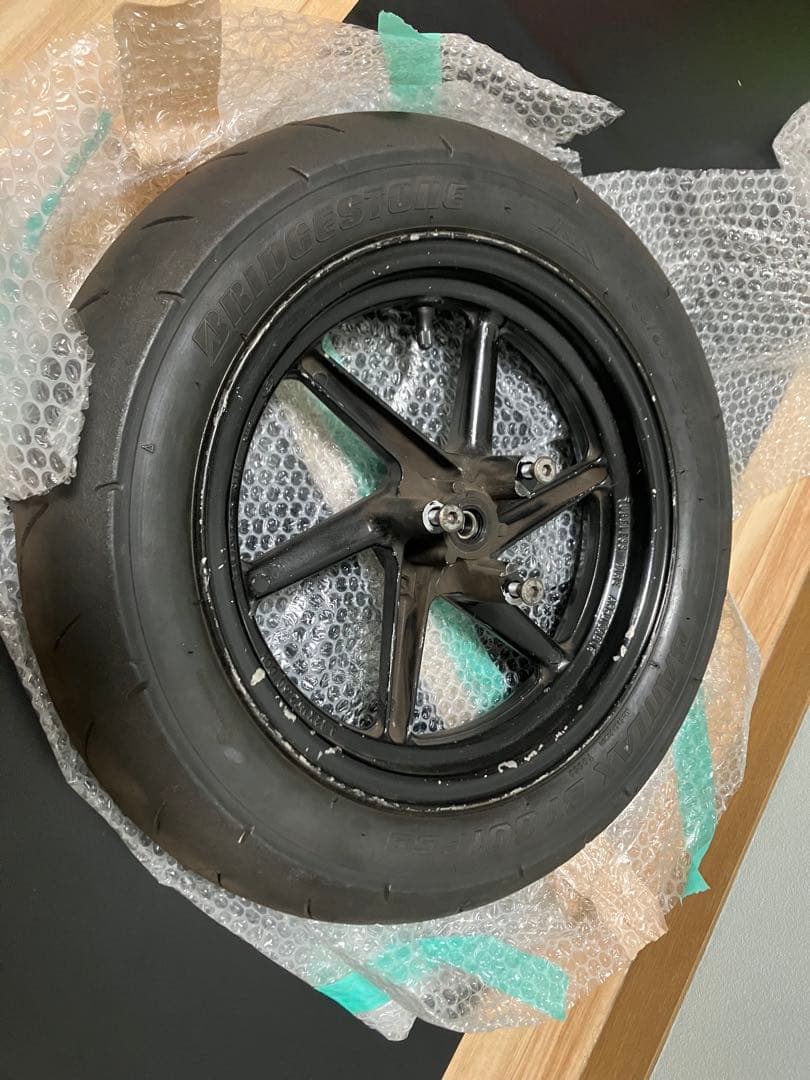 nsr50 nsr80 後期ホイール　タイヤ付き(バトラックスBT601)