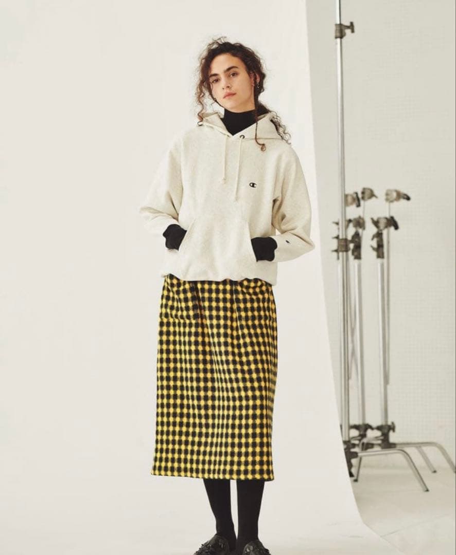 【新品タグ付】ロンハーマン　チャンピオン　Championフーディー スウェット