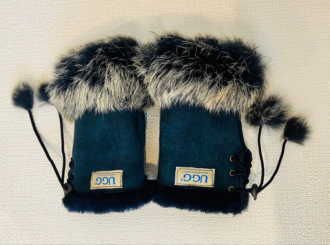 UGG 指だしグローブネイビー ファー付き