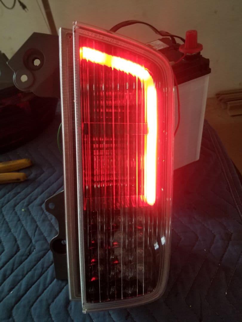 E52 エルグランド ワンオフLEDテールセット