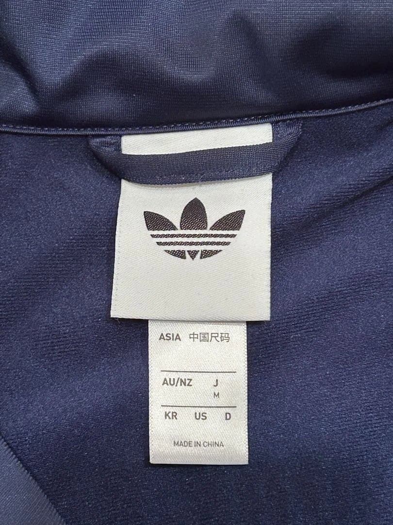 adidas oasis Mサイズ　ネイビー　着用回数1回　ファイアーバード