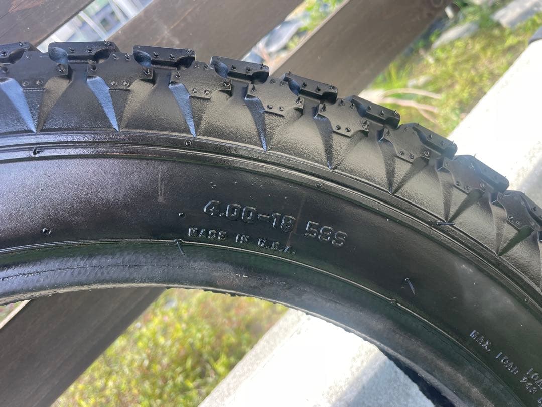 ファイヤーストーンANS 18インチ　送料込み