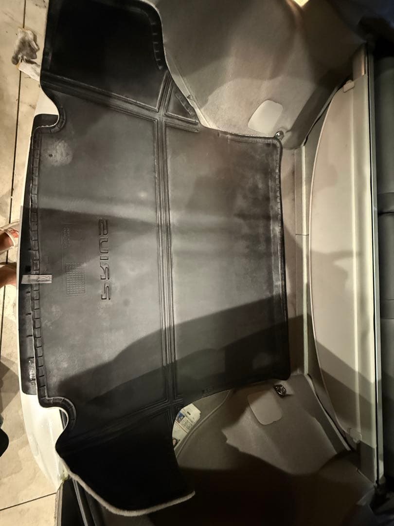 30プリウス　US トランクマット ラゲッジマット　バンパープロテクター　セット