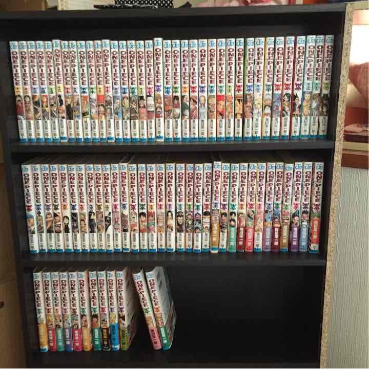 ワンピース全巻+本棚付き