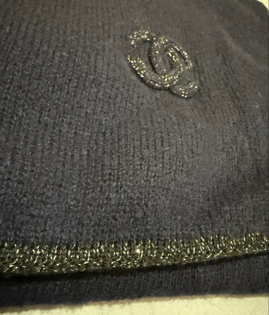 美品CHANELマフラー　ストール