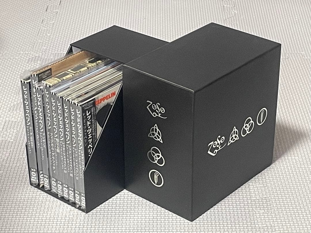 レッド・ツェッペリン　デラックス・エディション　ＣＤ　９点セット　ボックス入り