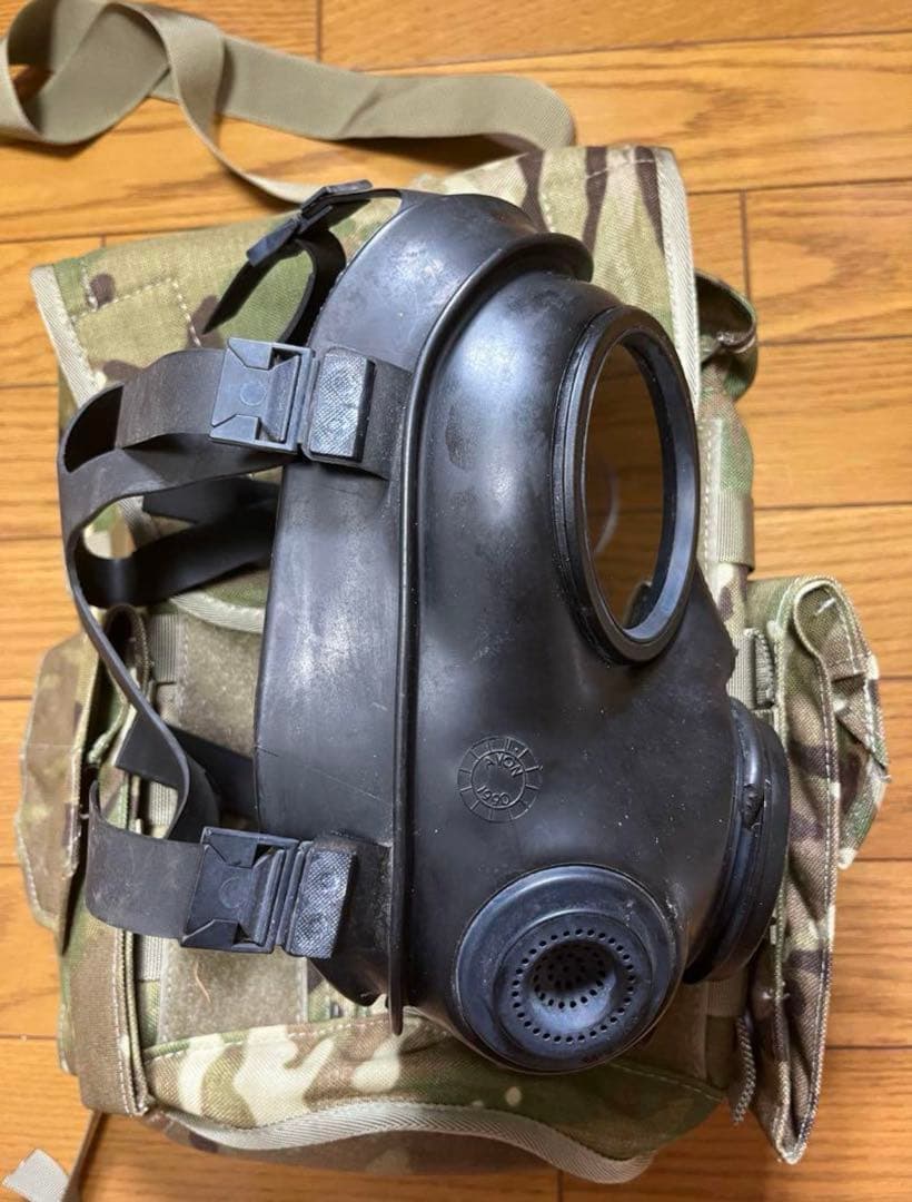 イギリス軍(SAS)S10ガスマスク gasmask AVON　ハンク　バイオ