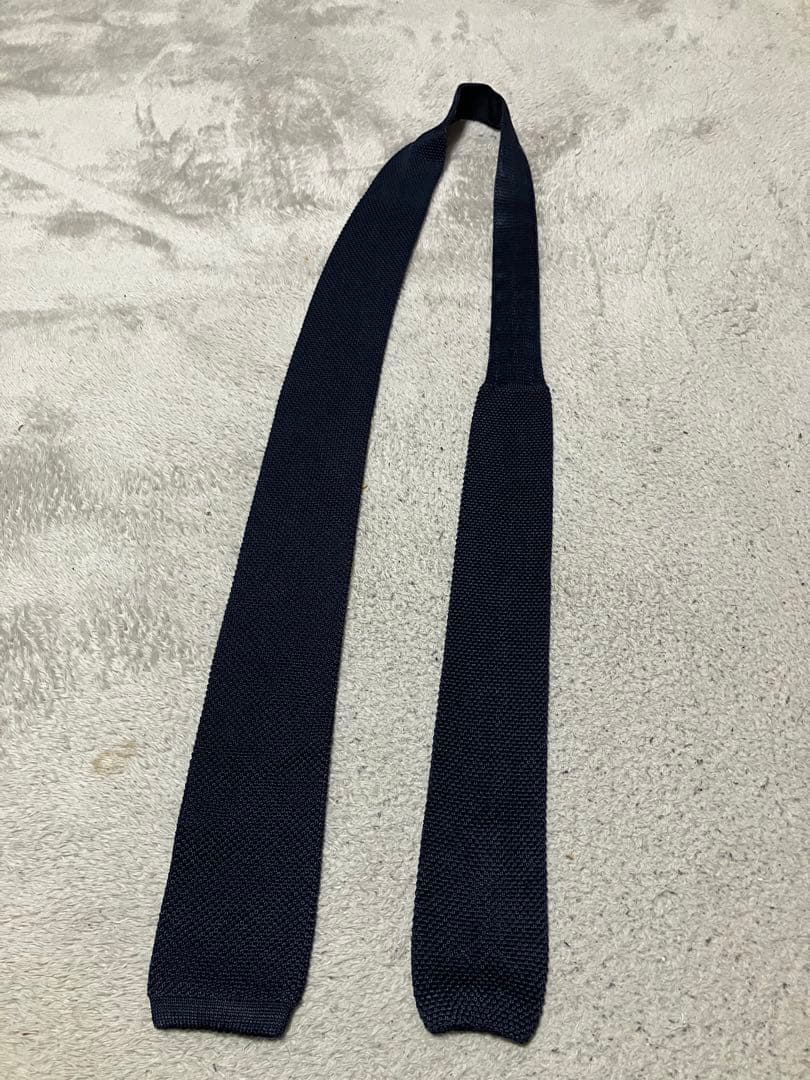 【美品】Dior ディオールオム　ネクタイ　ニットタイ　紺　ソリッド