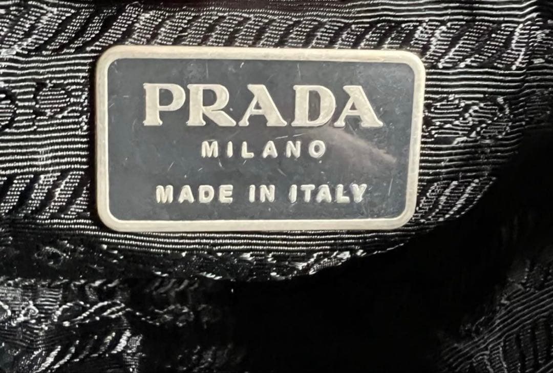 PRADA プラダ トートバッグ 三角プレート 白タグ ナイロン ブラック 黒