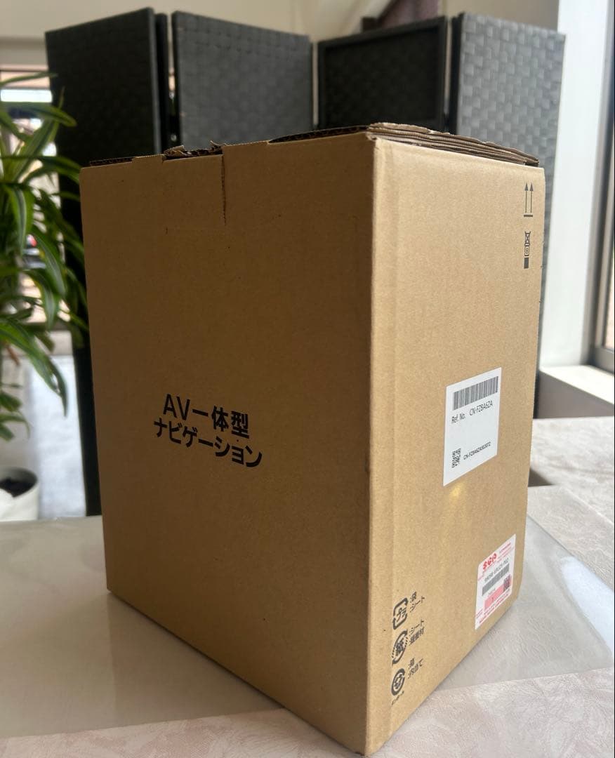 スズキ純正　パナソニック　スタンダードプラス8インチナビ（新車外し）