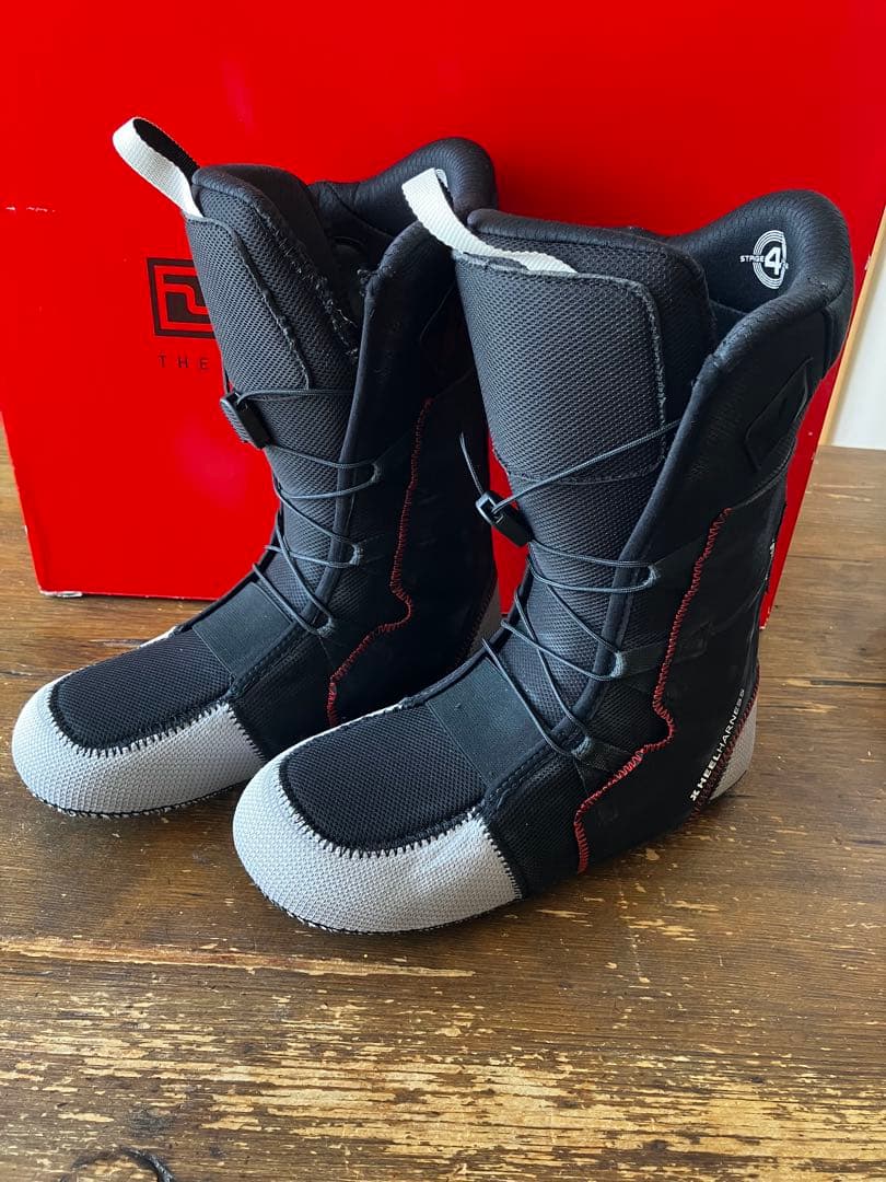 スノーボード DEELUXE ARETH RIN 27.5cm 23-24