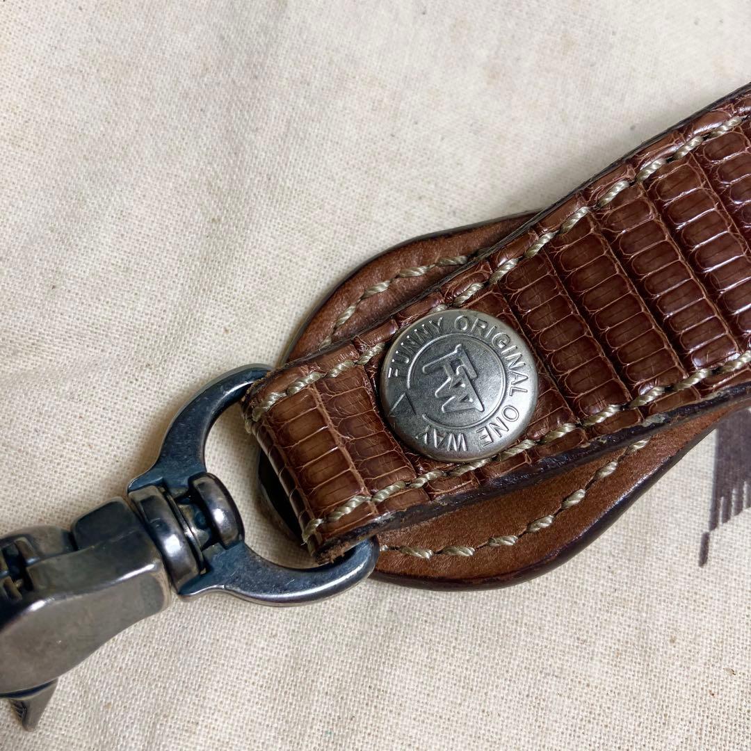 【良品】 FUNNY 折り財布 リザード コンチョ