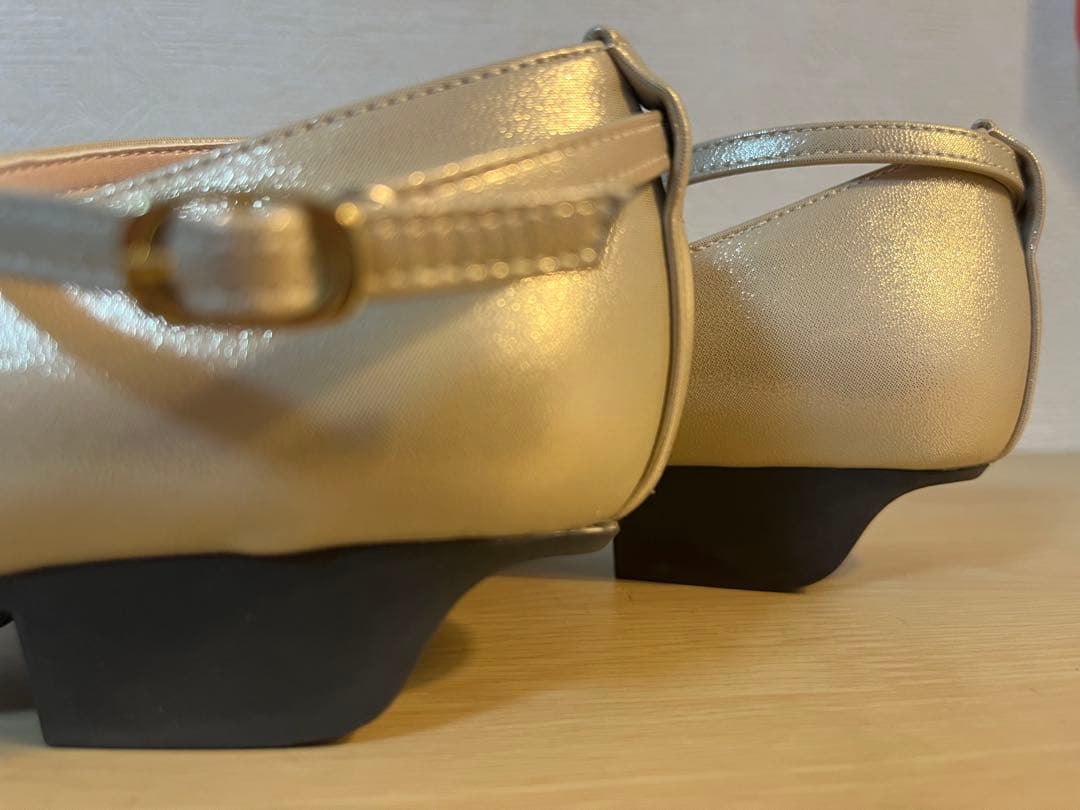 リトルピアニスト　22.5cm シャンパンゴールド