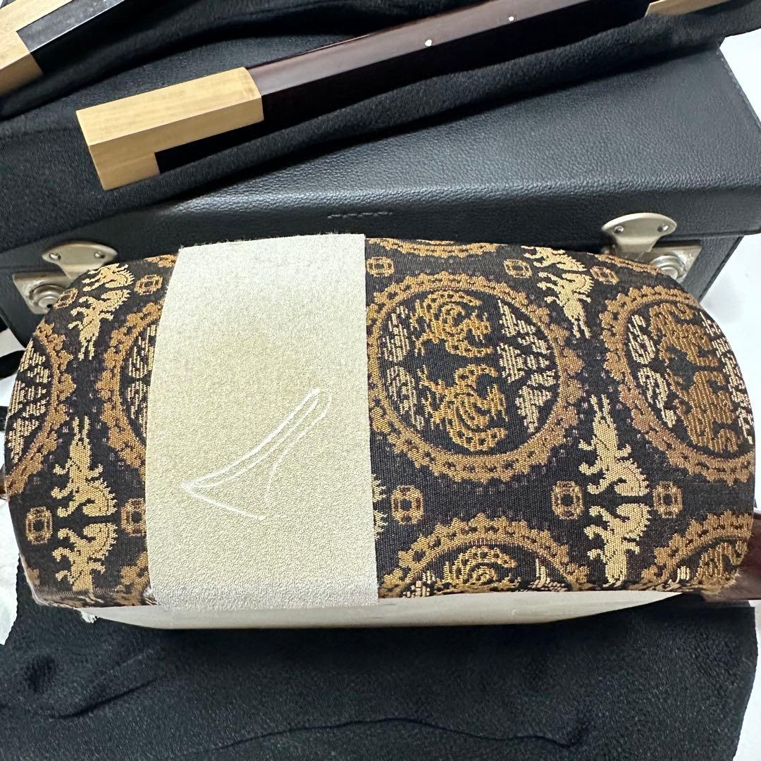 て*ん様 高級三味線　ハードケース付き　和楽器　付属品あり