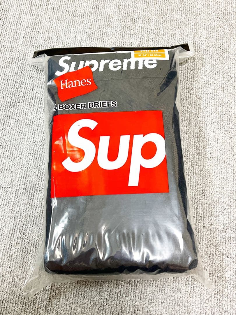 シュプリーム ヘインズ ボクサーブリーフ 4パック \"ブラック