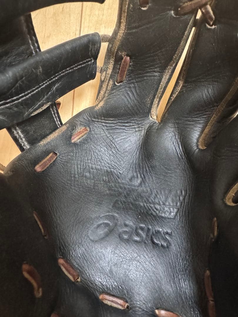 硬式用グローブ 黒